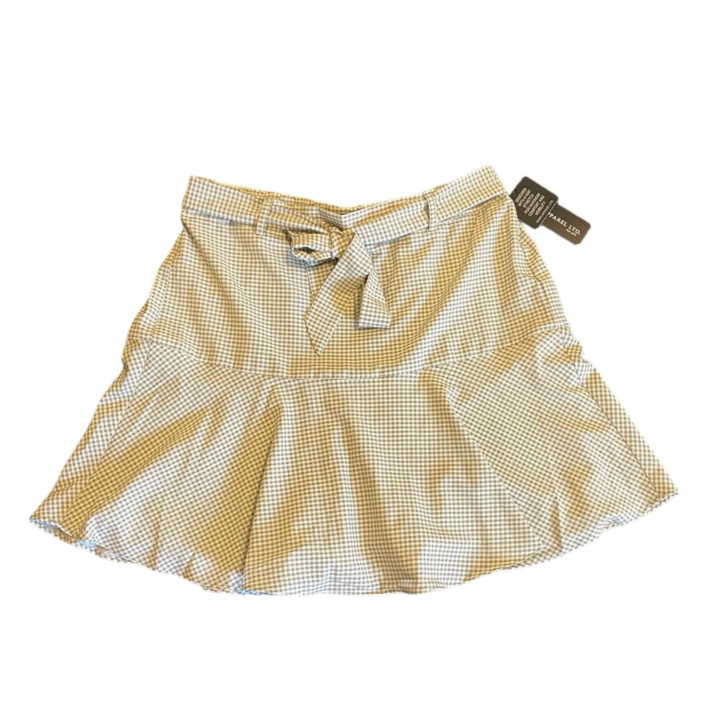 NWT ruffled green plaid skirt